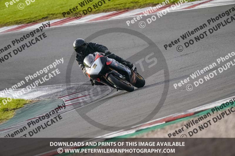 donington no limits trackday;donington park photographs;donington trackday photographs;no limits trackdays;peter wileman photography;trackday digital images;trackday photos